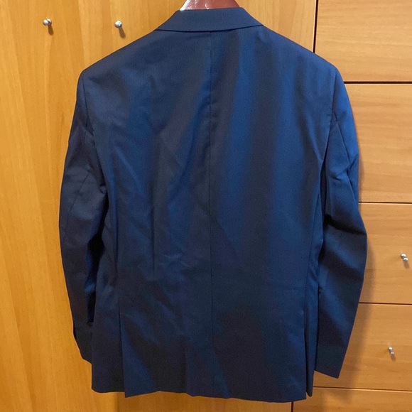 DKNY Dark Navy Suit Set with Blazer and Pant - Picture 7 of 8